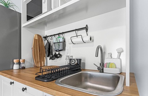 Trafalgar Apartment | welcome to Casa del Sol. let it be your charming retreat!