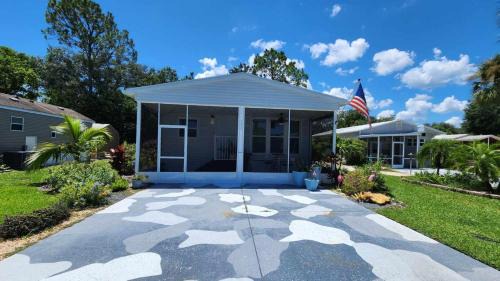 River Ranch Apartment | Welcome to our Florida Flamingo Cottage at River Ranch Resort! 53