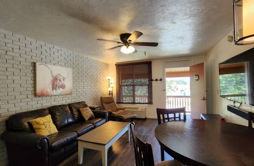 River Ranch Condo | Welcome to the Ranch! Spacious LUXURY FAMILY SUITE 202