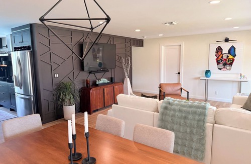 Tropic Palms House | Welcome to Tropic Palms — a Dwell Magazine-featured designer retreat.