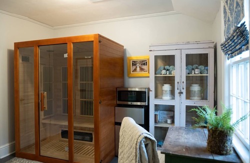 Cordova House | Westwood Lodge