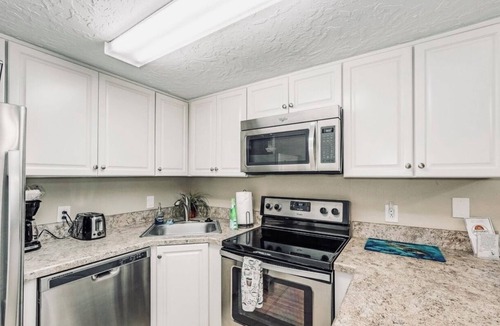 Cape Caneveral Beach Gardens Condo | What is missing from this Oceanside vacation paradise?“YOU”