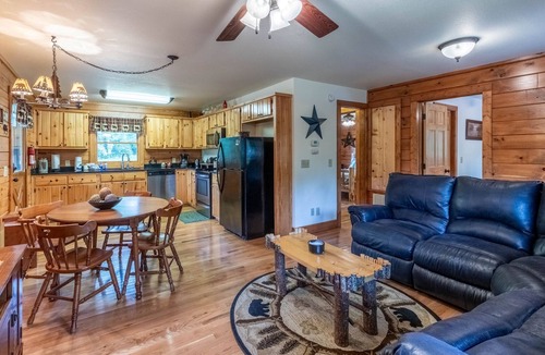 Robbinsville Cabin | Whippoorwill Lake-Fire Pit - Covered Porch - Gas Grill