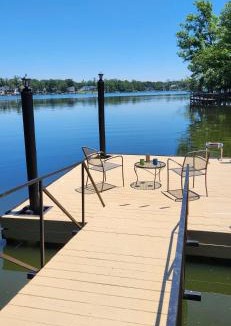 Batesburg House | Whispering Waters Hideaway