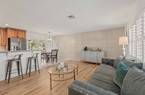 River Park House | White Sands Escape – Heated Pool & Fire Pit