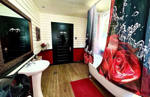 Wellford Bed & Breakfast | Whole Hearts Bed and Breakfast