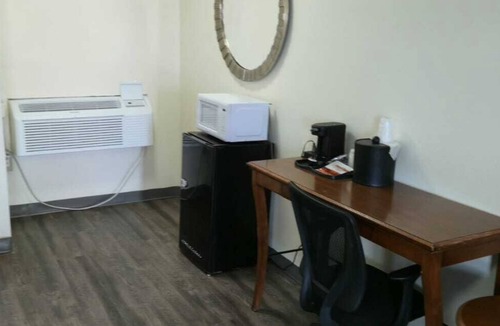 Williamston Hotel | Williamston Inn NC Near Greenville US 64