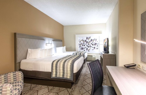 Concord Hotel | Wingate by Wyndham Charlotte Speedway/Concord