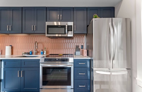 Durham House | Wonderful 8-bedroom house & guest house in Downtown Durham