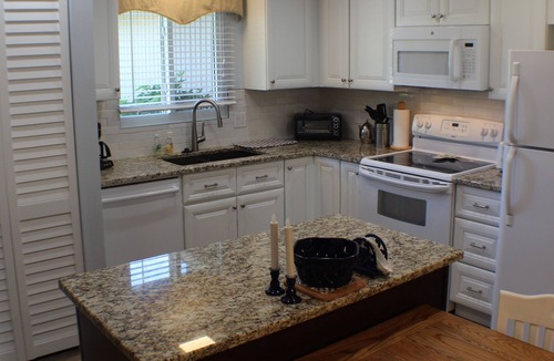 Naples Villa | Wooded Naples Retreat with Water Access