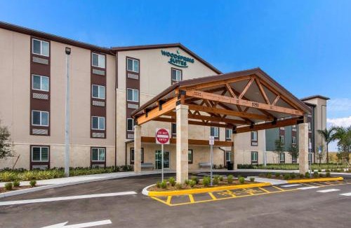 Tamarac Hotel | WoodSpring Suites Tamarac