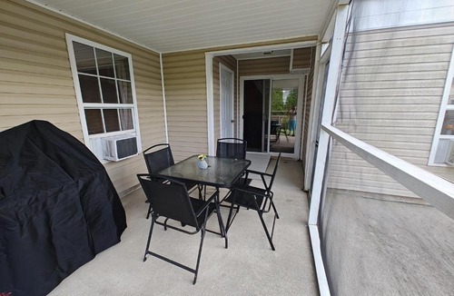New Bern House | Work Group and Family Friendly! 3 Bedroom House with screened in porch