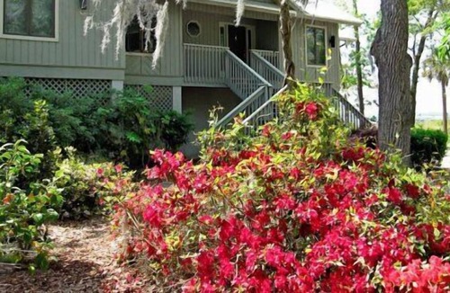 Midway Cottage | WOW - $225/nt! Salt Crest Waterfront Cottage w/Dock - Sleeps 8