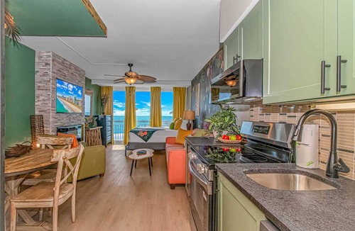 Downtown Myrtle Beach Condo | Yachtsman S502 Studio
