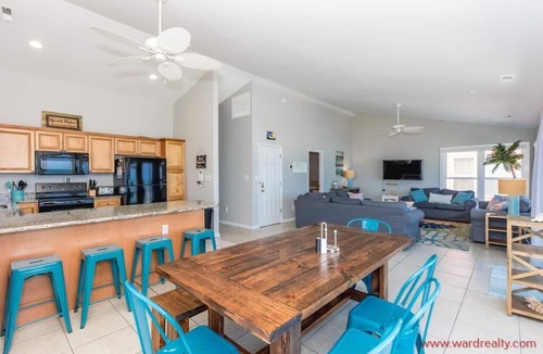 North Topsail Beach House | YOLO - Fantastic 5 BR Oceanfront Home - 2 Living Rooms