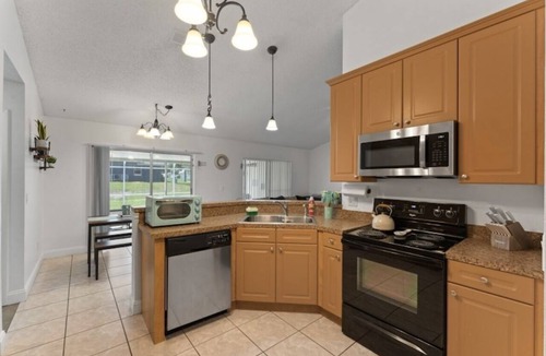 Indian Ridge House | Your Home Away From Home - 15 min to Disney