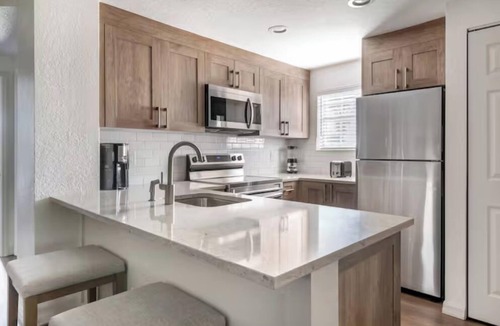 West Kissimmee Hotel | Your Home Away from Home in the Perfect Spot! Outdoor Pool, Unit with Kitchen!