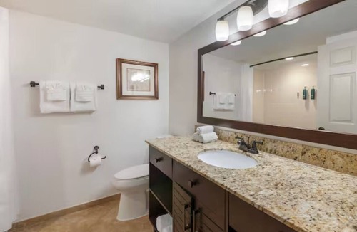 West Kissimmee Hotel | Your Next Favorite Escape Starts Right Here! Full Kitchen, Outdoor Pool!