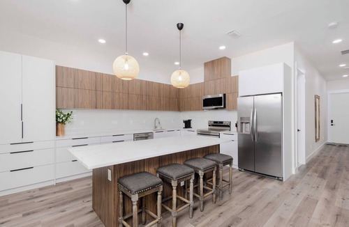 Port Charlotte House | Your Perfect Vacation Getaway . Brand-New Sleek and Stylish Modern Home,
