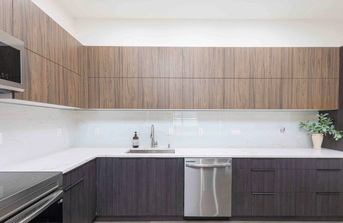 Port Charlotte Condo | Your Perfect Vacation Getaway . Brand-New Sleek and Stylish Modern Home,