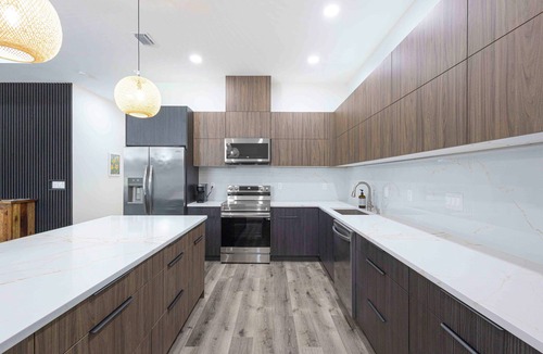 Port Charlotte Condo | Your Perfect Vacation Getaway . Brand-New Sleek and Stylish Modern Home,