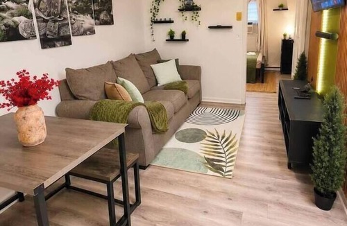 Anderson Apartment | Zen Retreat | 5 Mins to Anmed |Elements Collection
