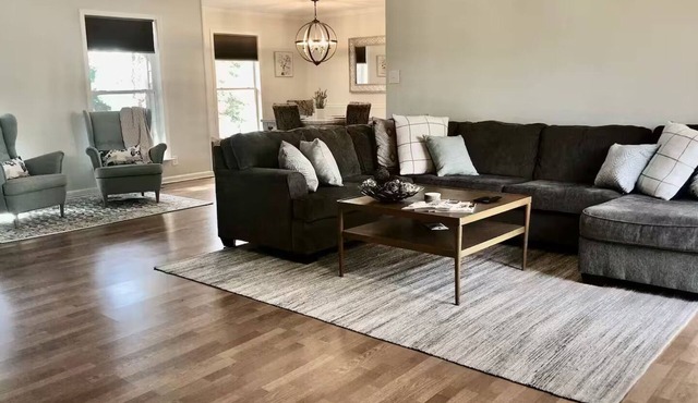 1800 sq ft ranch in South Durham by Chapel Hill, West Cary, RT, S. Point Mall.