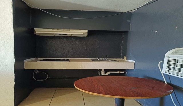 2 Queen Beds with Kitchenette