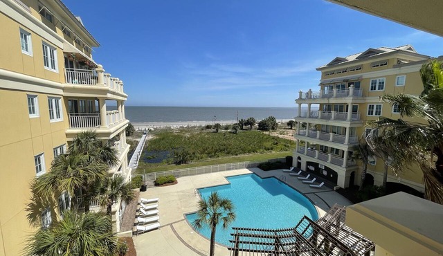 3 bedroom,baths, Pool, Land Trans from Dock, 4 passenger golf cart included!