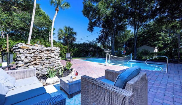 3-bedroom house in gorgeous Vero Beach with cool vibes