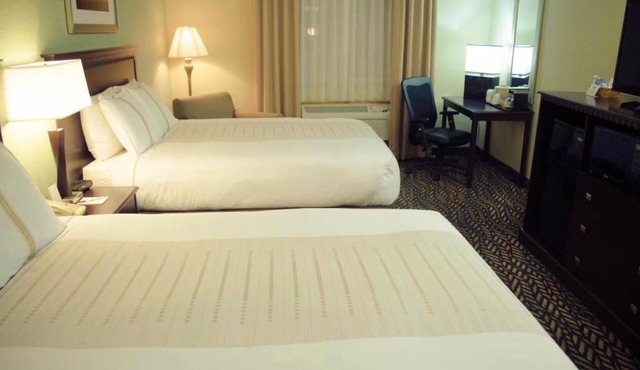 3 Group-Friendly Stay Near Devils Lake Regional Airport | Free Parking & Bfast in Devils Lake
