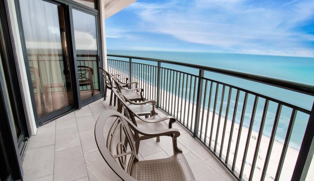 3 Ocean View Suites with Easy Access to Myrtle Beach Boardwalk and Promenade