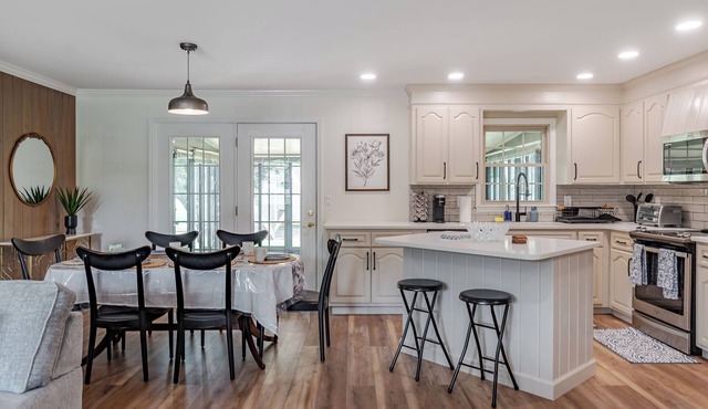 3BR, 2BA: Cape Fear Coastal Escape Near Beach, Downtown, Golf, Restaurants!