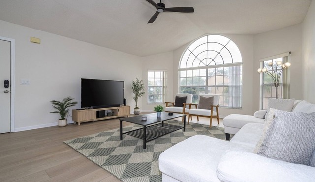 3BR Condo Royal Bay Near Disney + Resort