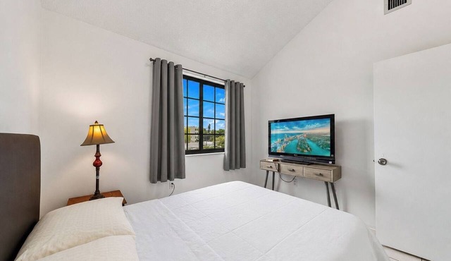 3BR Step-Free Entry 2 Free Parking Spots in Miami
