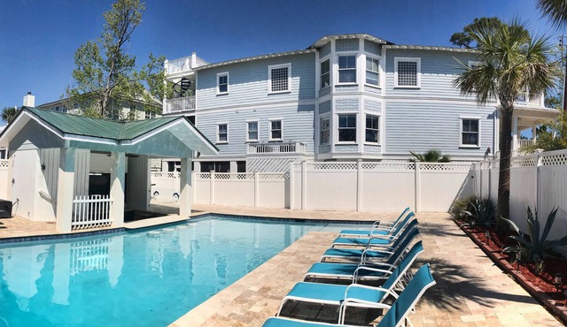 4 BR Beautiful Southern Style Home w/Private Large Pool, Heat Opt - North End