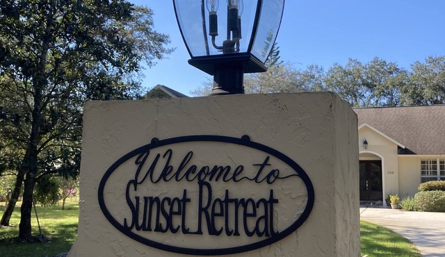5 Ac, Spacious 3/2 Lakefront Retreat, Private Pool/Spa/Dock, High Speed WiFi