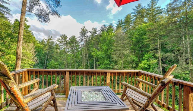 #5 - Large Suite - Waterfall Access - Near Tallulah Gorge