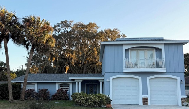 5BR Luxury Retreat Gym, Sleeps 10, Minutes to Beach