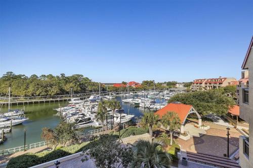 7329 Harbourside
