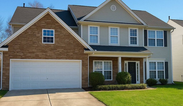 8-Beds Home Near Uptown, Stadiums, Concert Pavilion & UNCC
