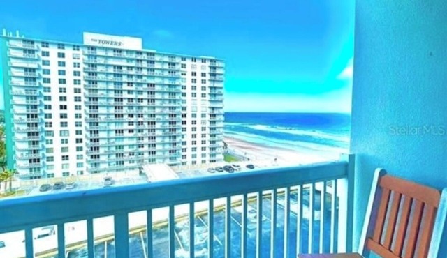 #917 Private balcony ocean view 1 bdrm, kitchen, pool, hot tub, fitness center