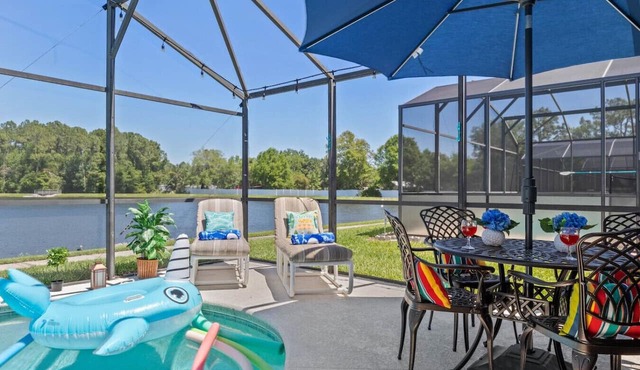 #925 Stunning LakeFront Spa/Pool Disney/Universal