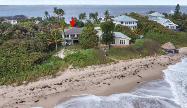 A1A Beach Stay w/King Beds