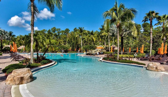 Albion 3BR Lely Resort | Pool, Gym & Golf!