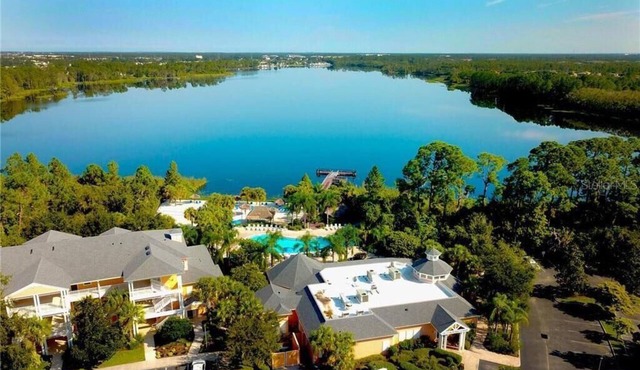 Amazing Bahama Bay Resort, close to Disney