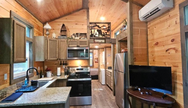 Amazing Mountain View Tiny House