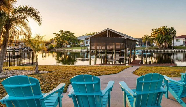 Apollo Beach Waterfront - Boat Slip & Patio