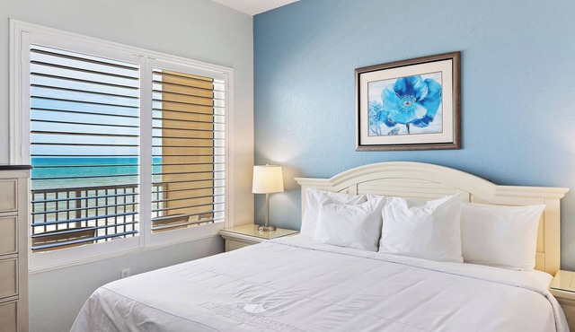 Atlantic Coast Condo Near Fishing Piers, Dining & Local Attractions in Ormond Beach