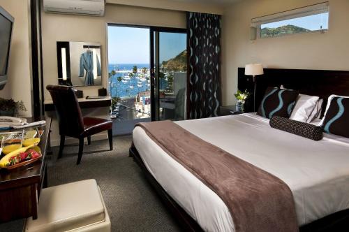 Aurora Hotel in Avalon